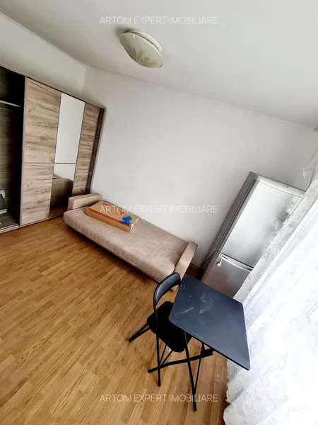 Titan, zona Postavarul, str. Tudor Ion,